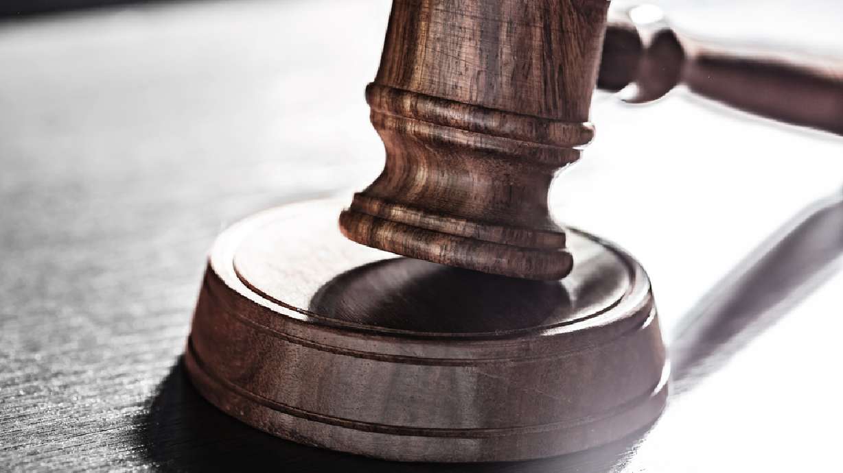 Roy man charged with soliciting undercover FBI agent