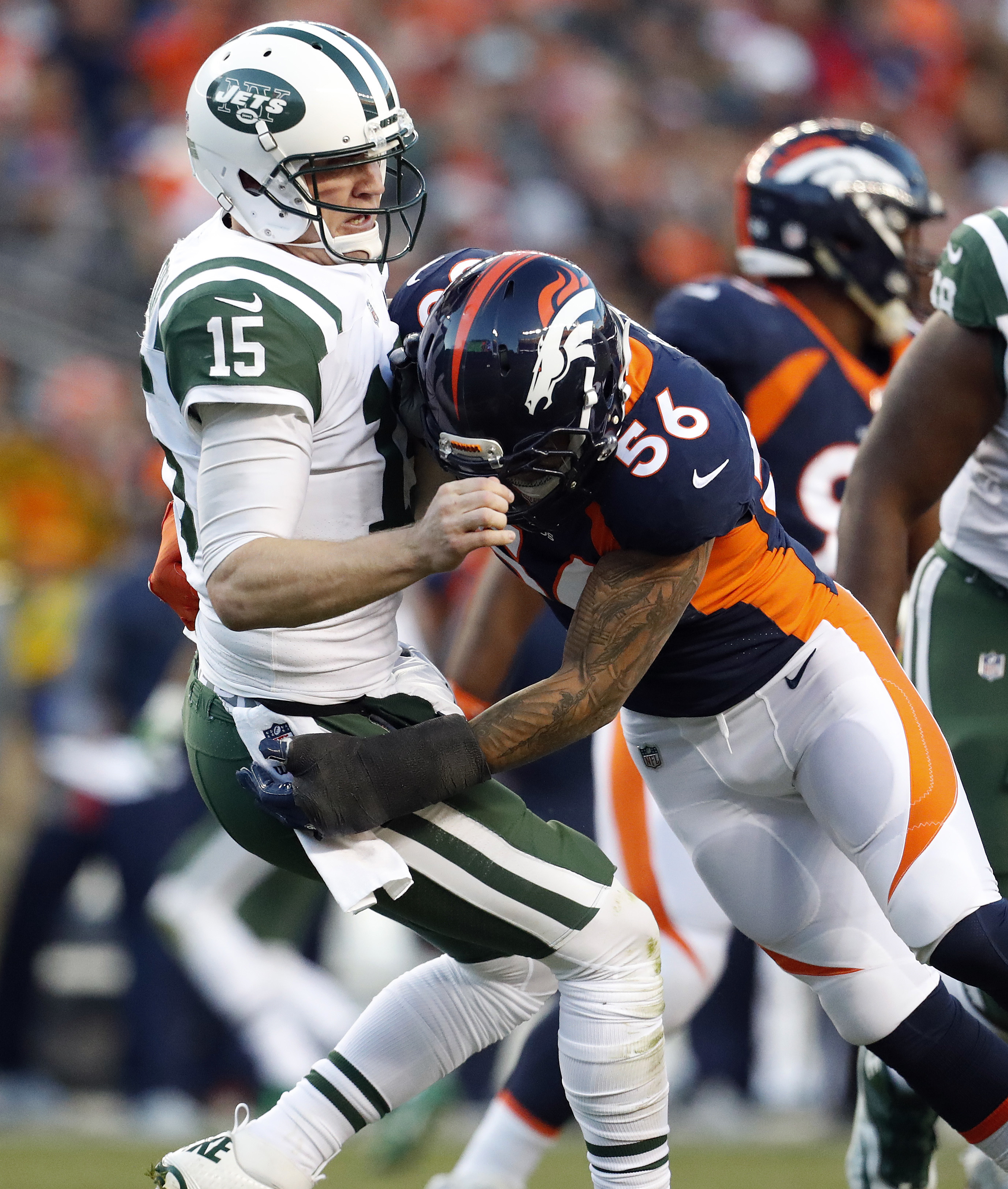 Jets place McCown on IR, officially end QB's season