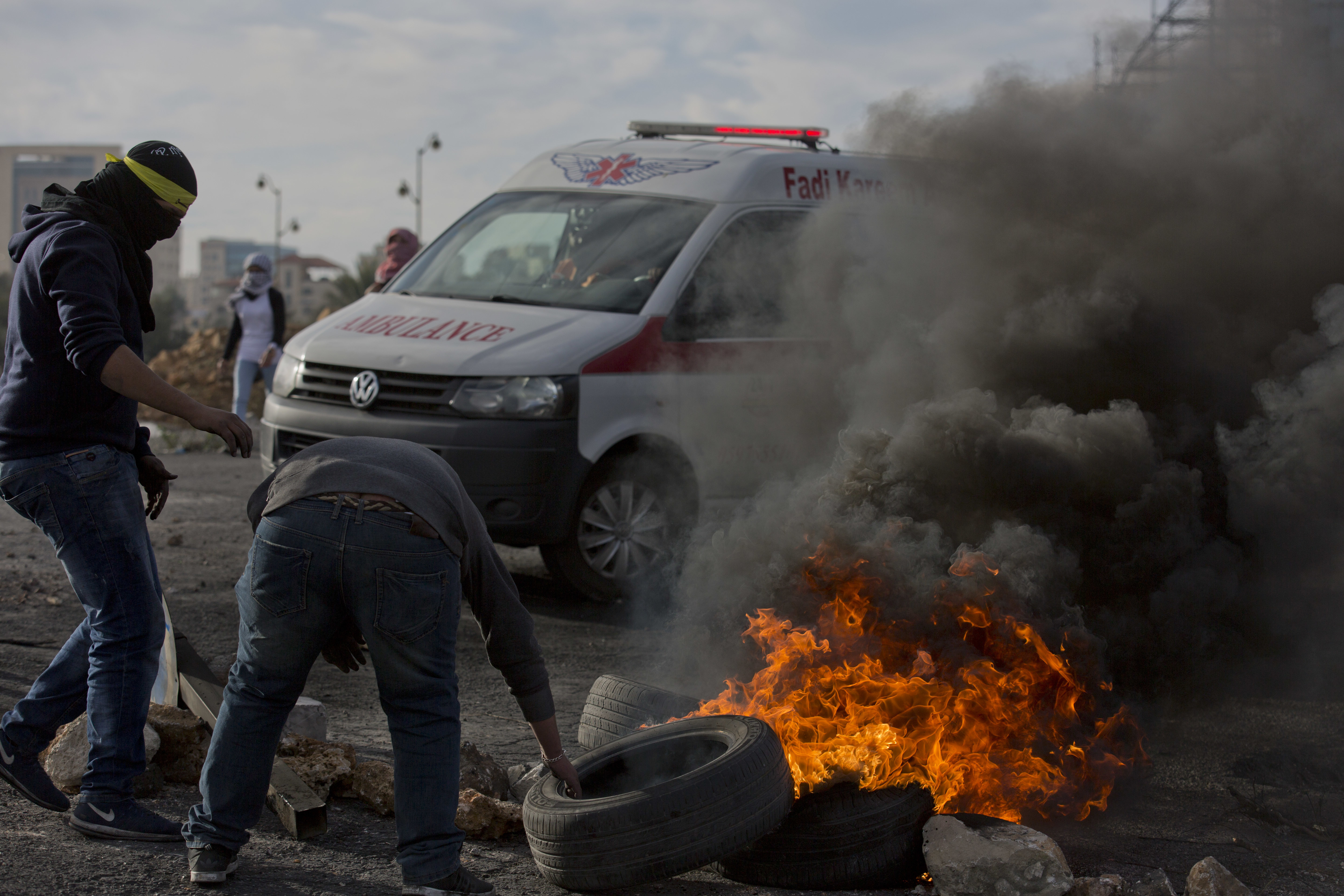 Israel intercepts 2 rockets from Gaza in latest exchange