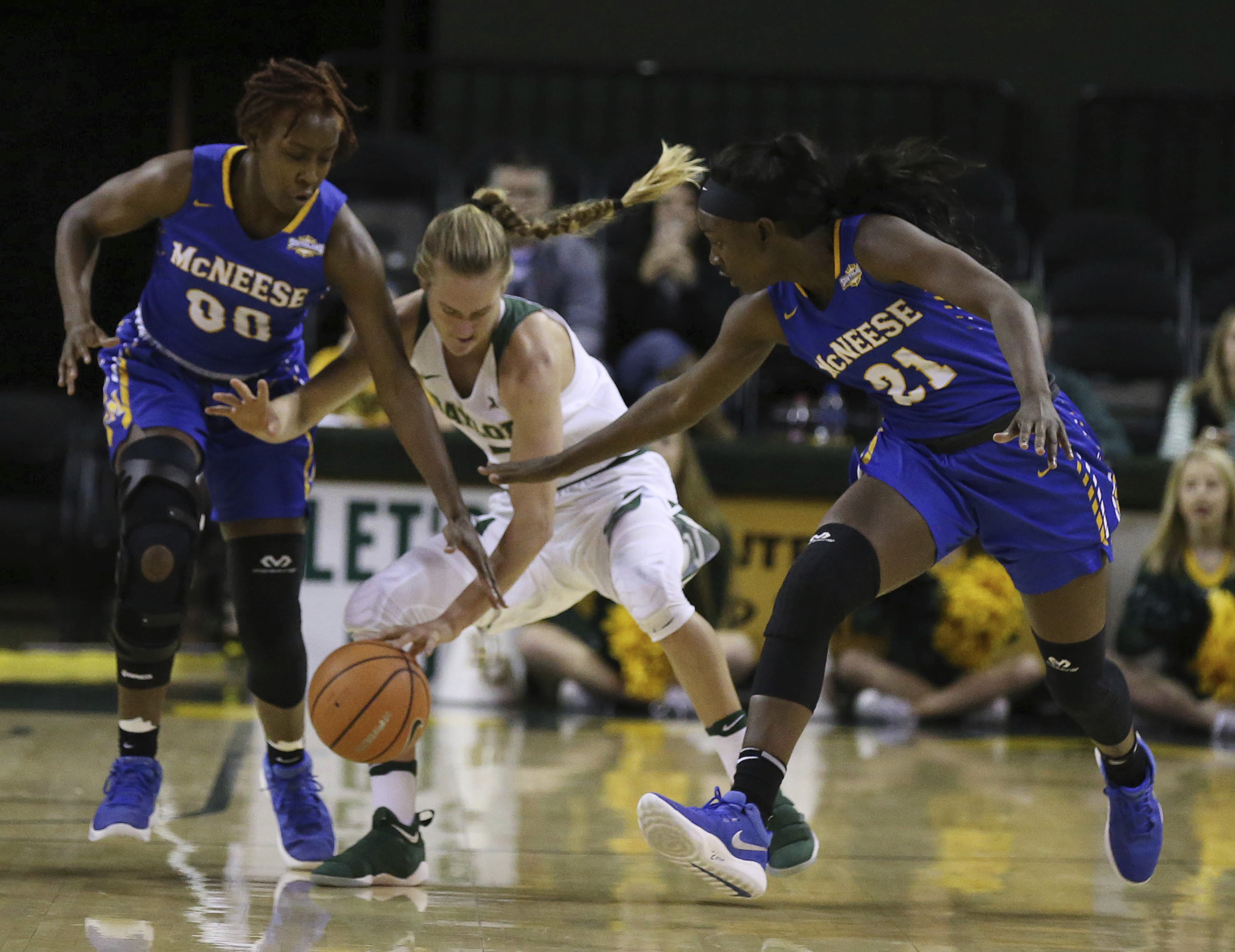 Wallace scores 20, No. 6 Baylor routs McNeese State 95-34