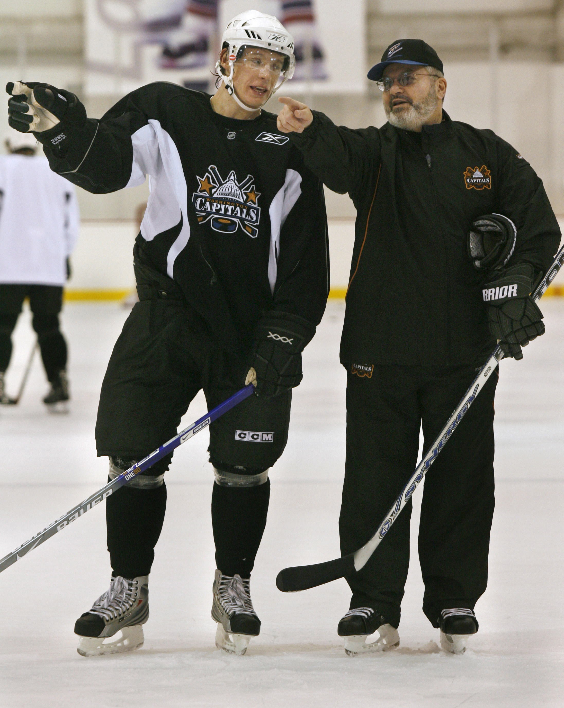 Prior's knack with goalies put to test in Vegas
