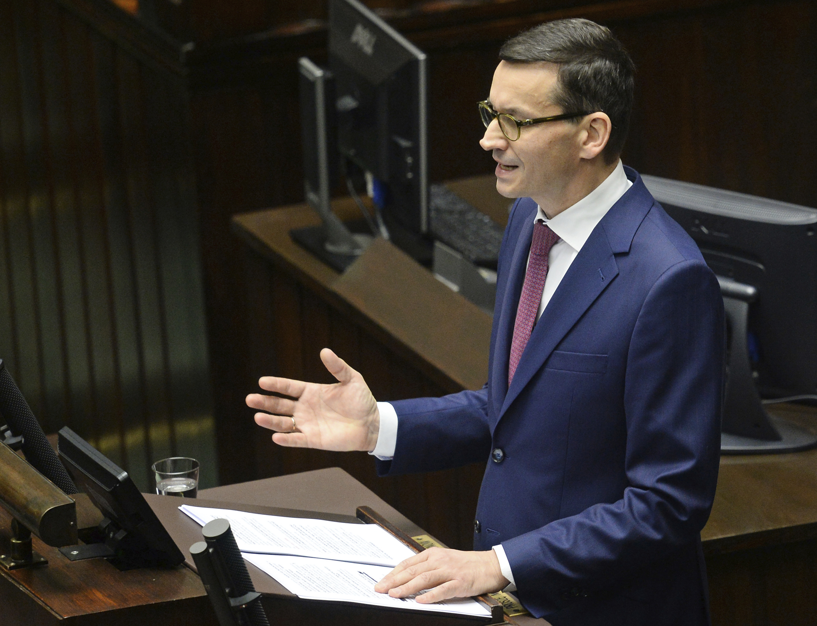 New Polish PM seeks understanding for his gov't at EU summit