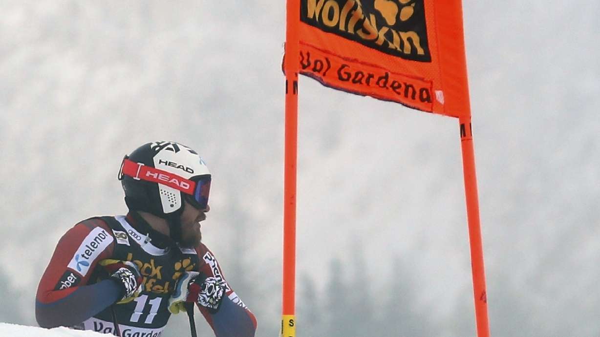 Mayer leads foggy downhill training in Val Gardena