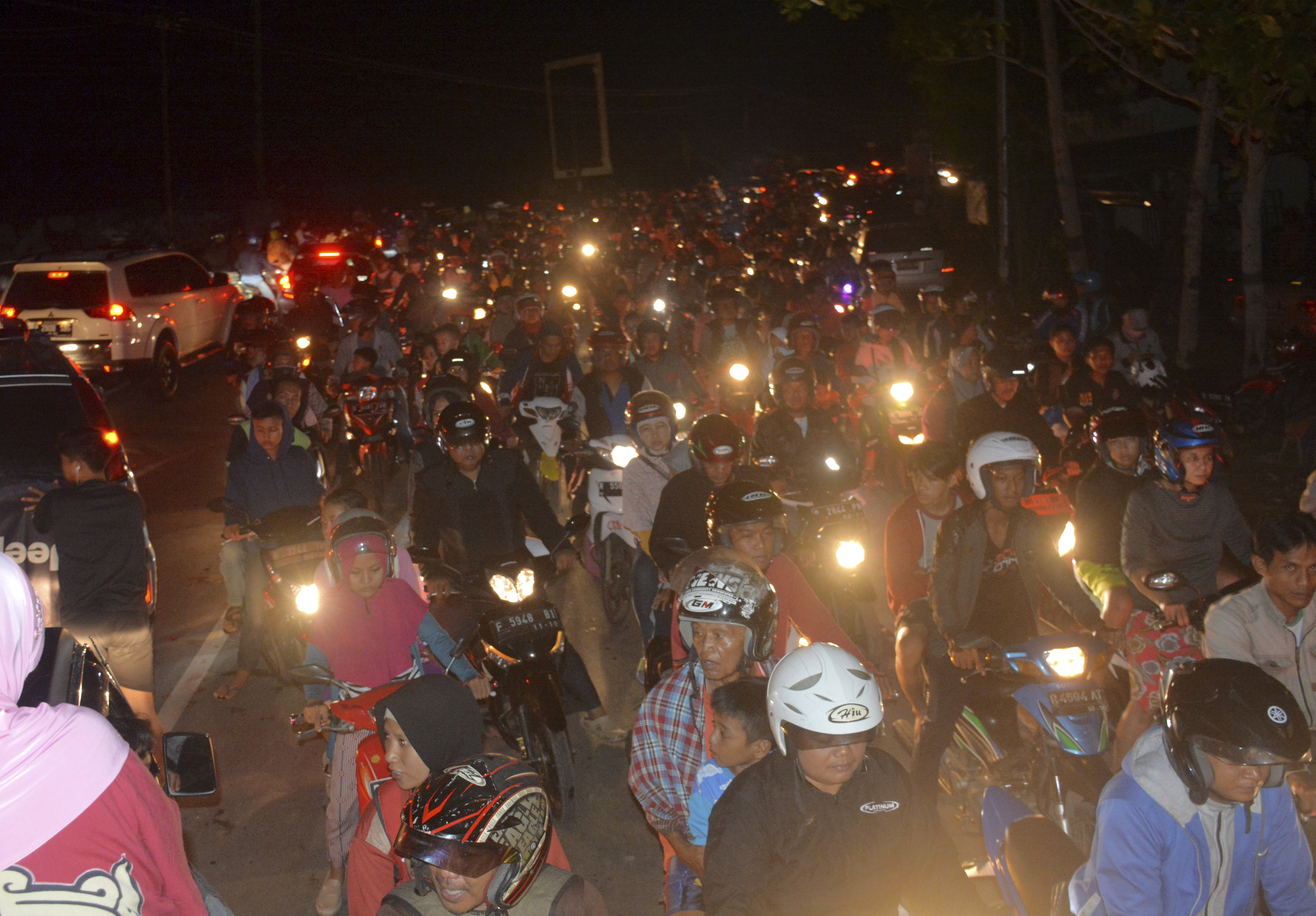 Strong earthquake rattles Indonesia's Java island; 2 dead