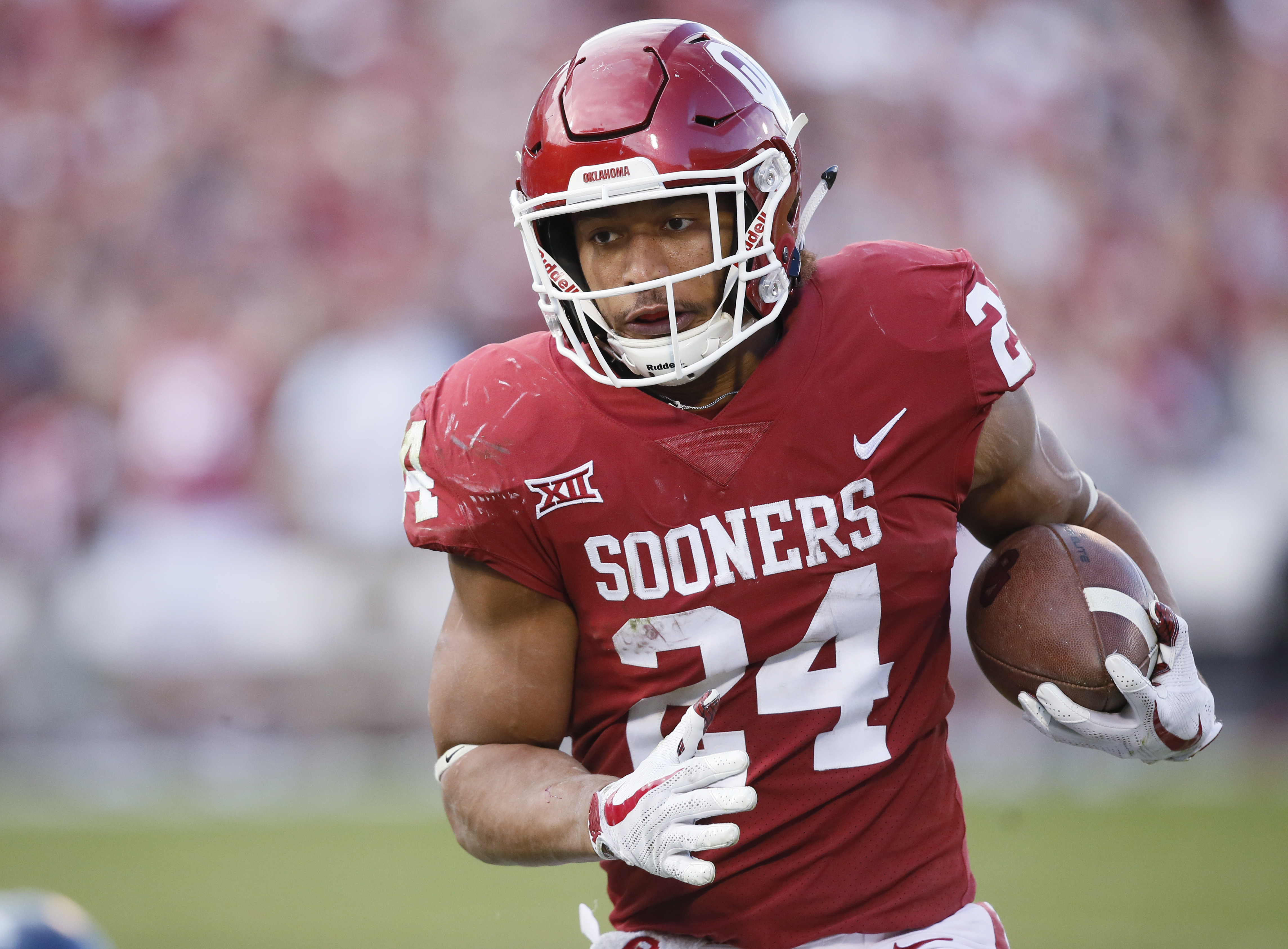 Woman who accused Sooners RB Anderson of assault speaks out