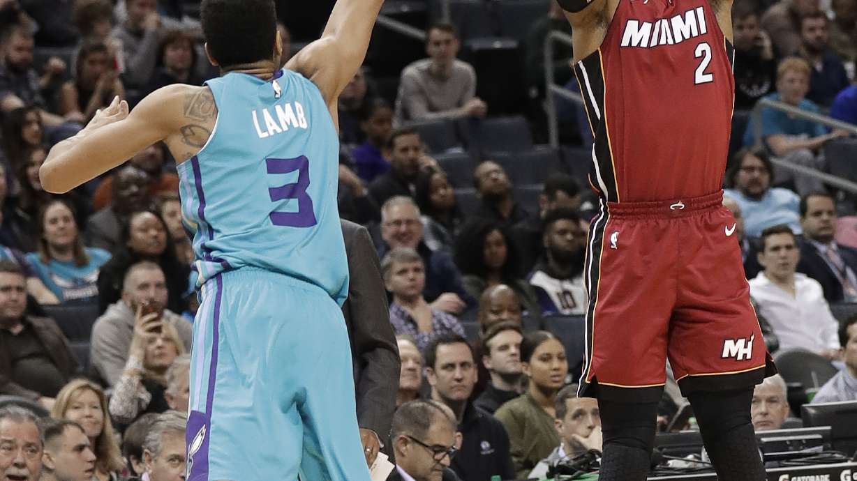 Ellington and Johnson score 16 each in Heat win vs. Hornets