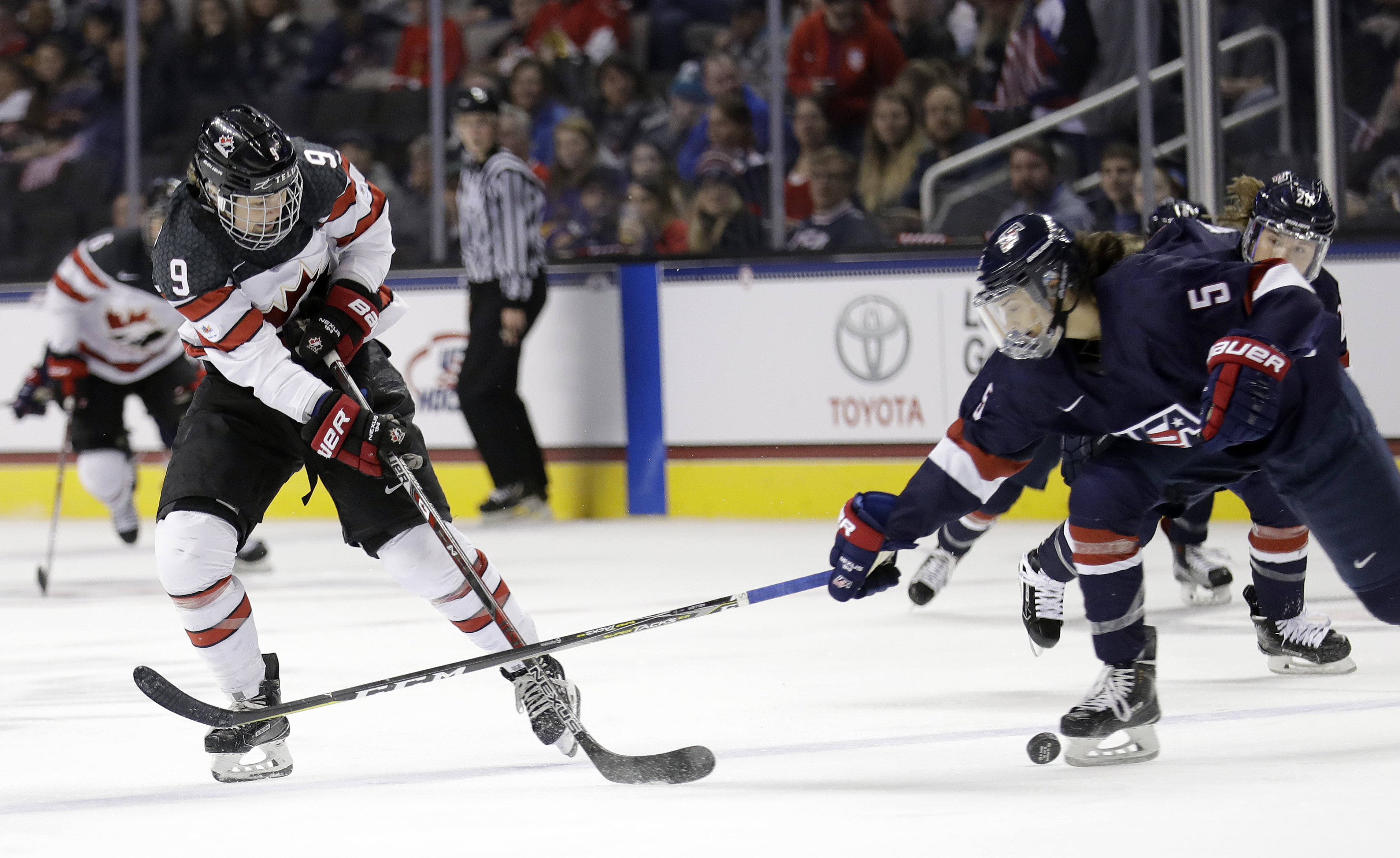 Canada beats US 3-1 in women's hockey Olympic tune-up
