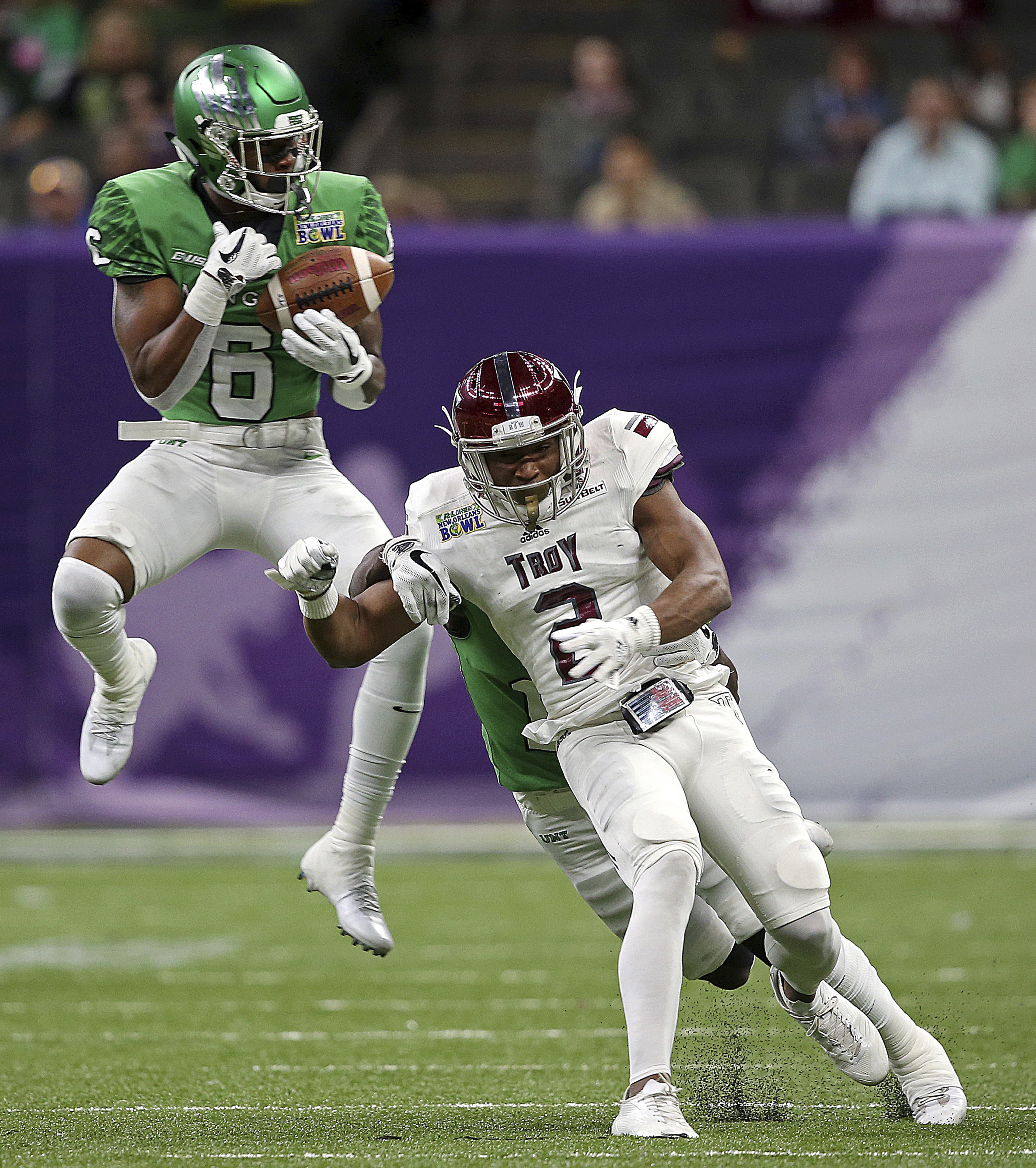Silvers lifts Troy over UNT, 50-30, in New Orleans Bowl