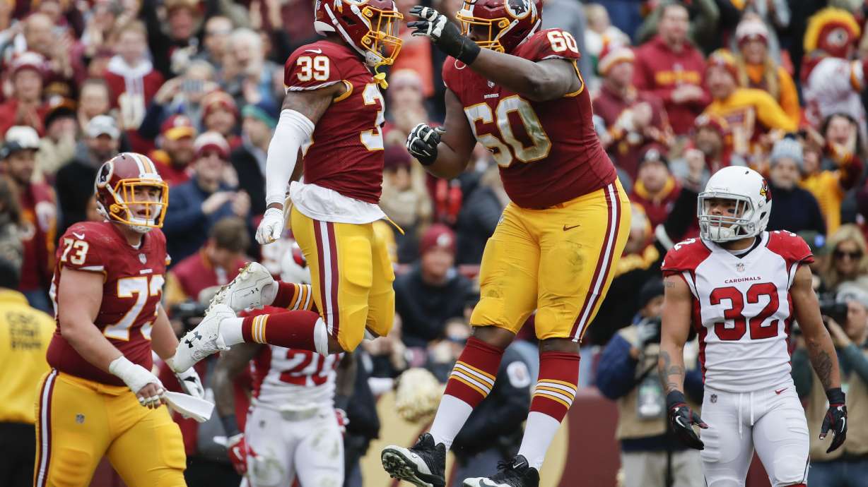 Smith, Lanier handle Gabbert; Redskins beat Cardinals 20-15