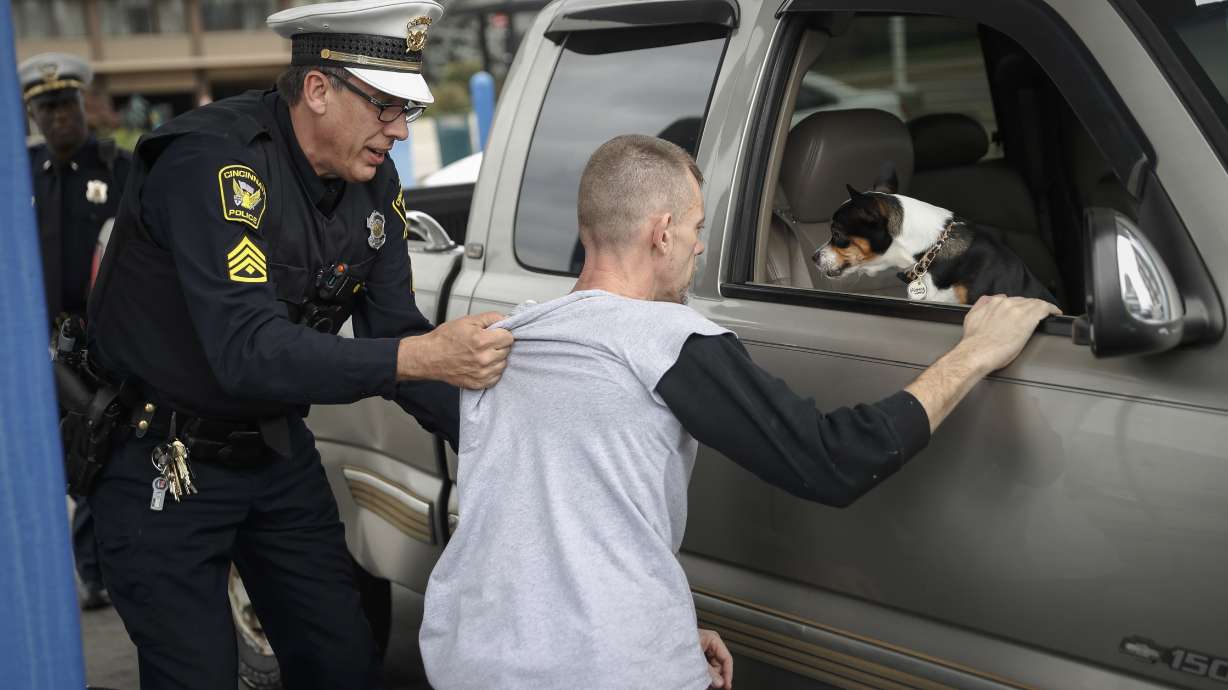 On the front lines of drug crisis, US police split on Narcan