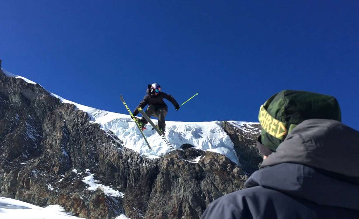 This photo taken from a 4K video and dated Wednesday, Oct. 18, 2017 shows a skier performing a jump during training on the glacier above Saas-Fee, Switzerland. Photo: John Leicester, AP Photo