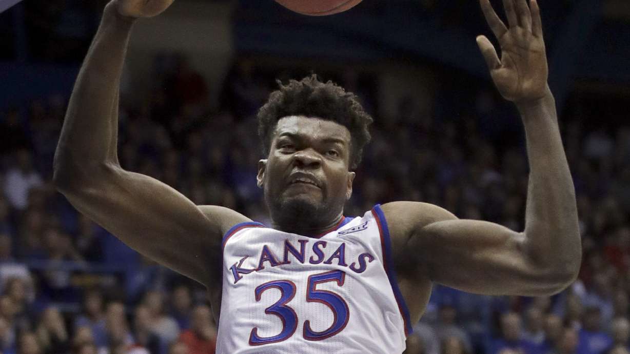 Mykhailiuk's 3s spur No. 14 Kansas to 109-64 rout of Omaha