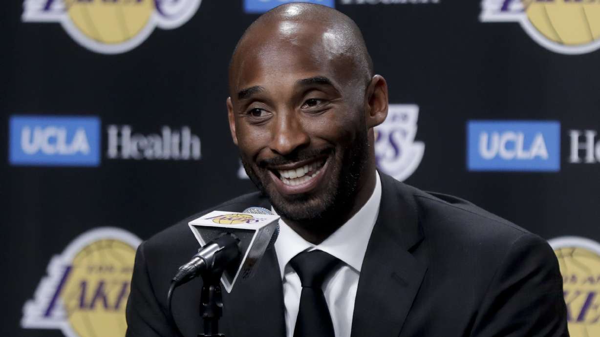 Shooting for 2: Lakers retire Kobe Bryant's 8 and 24 jerseys