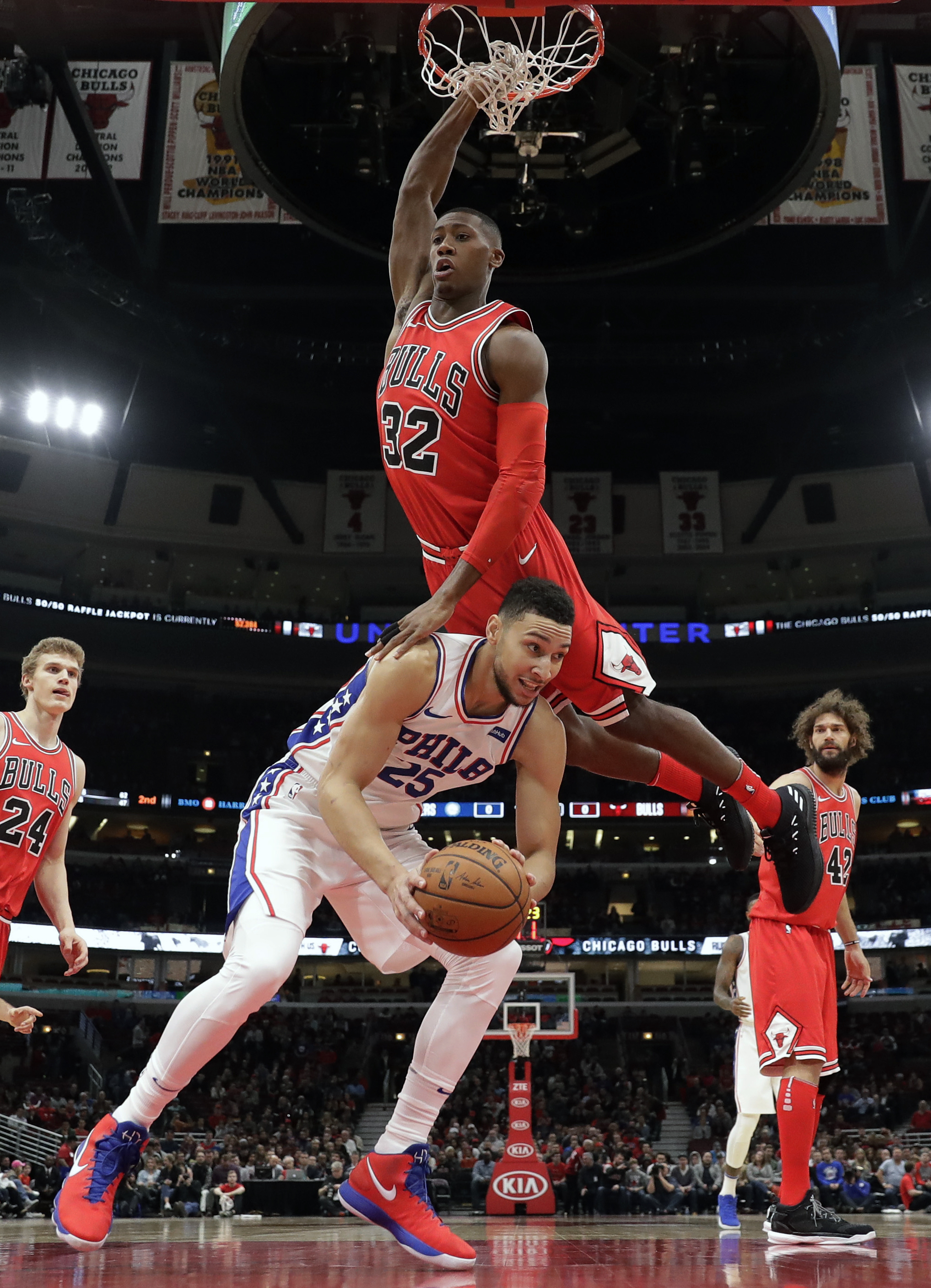 Bulls beat 76ers 117-115 for 6th straight win