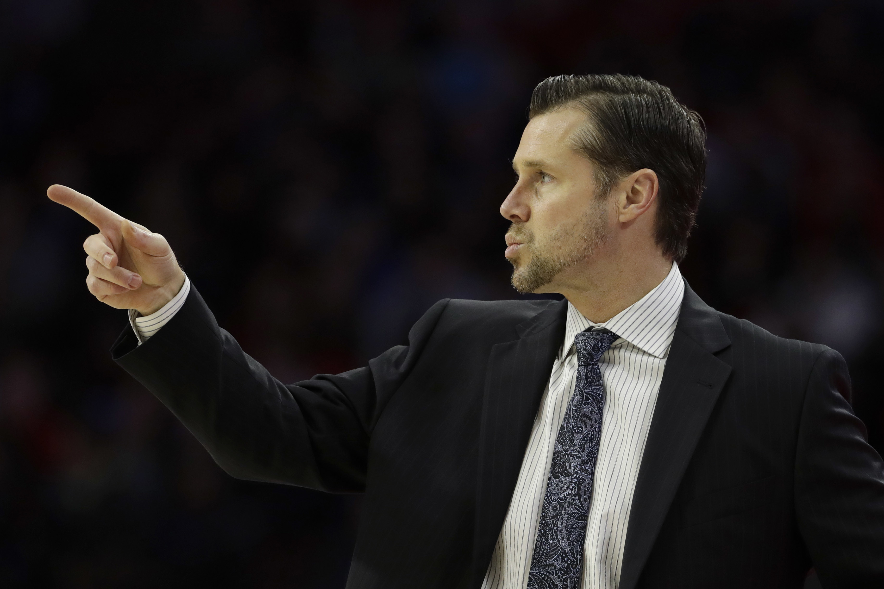 Randolph powers Kings past slumping 76ers 101-95