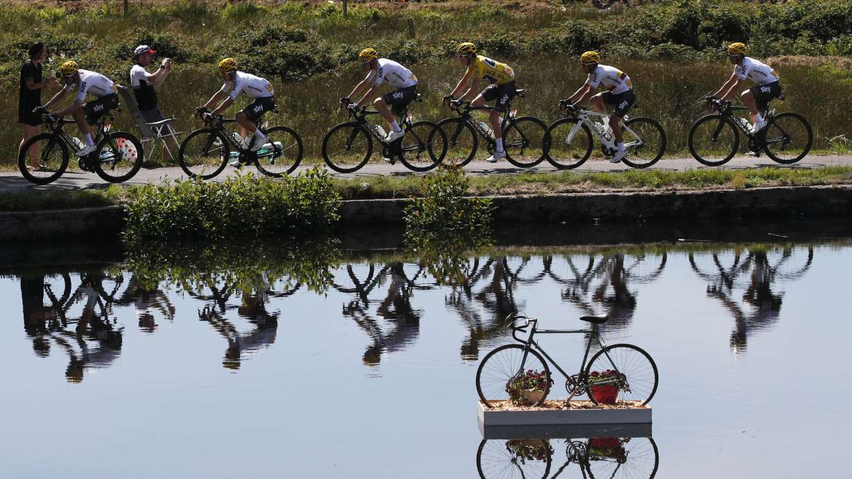 Tour director wants quick investigation in Froome's case