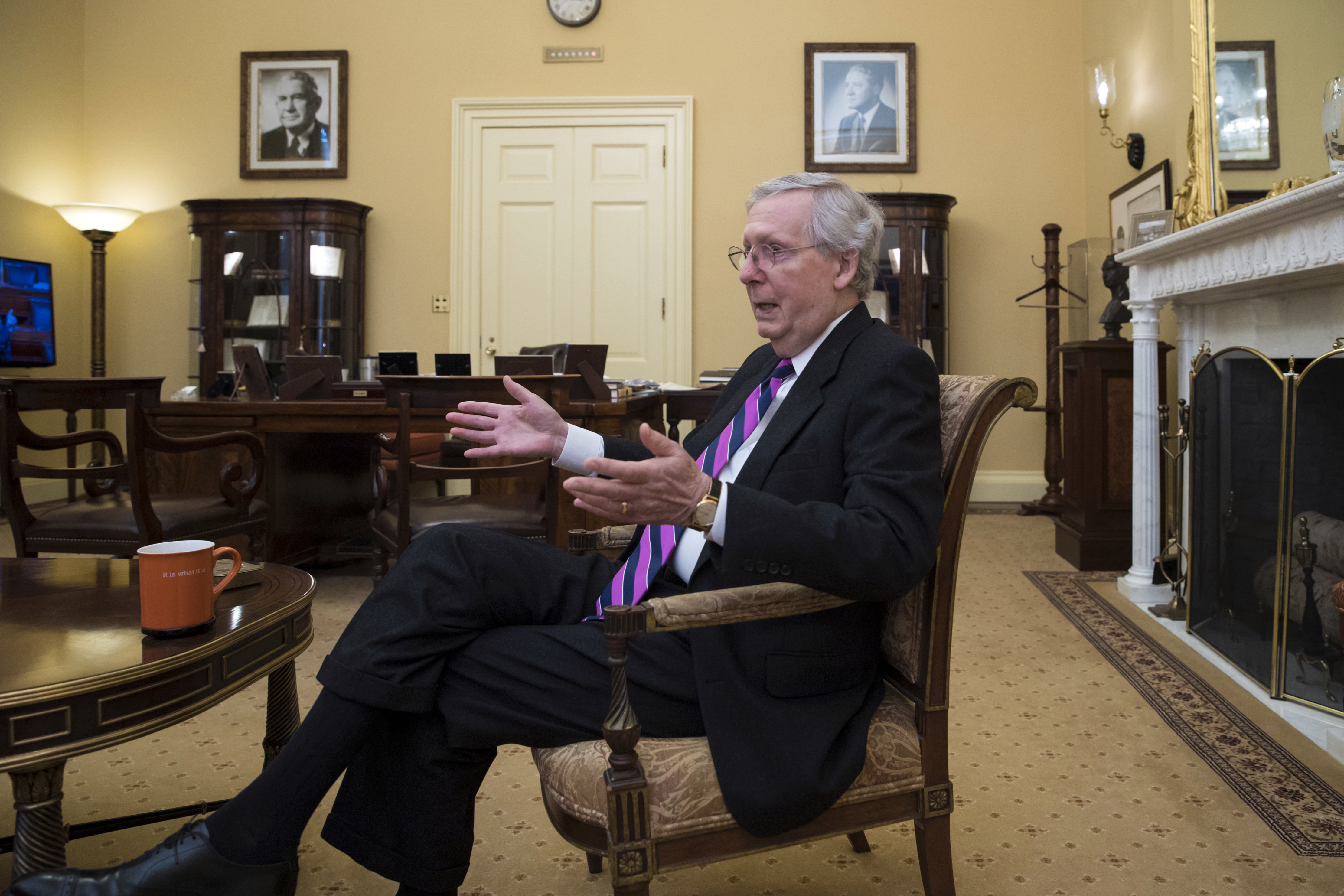 Sen. McConnell mocks Steve Bannon's 'political genius'