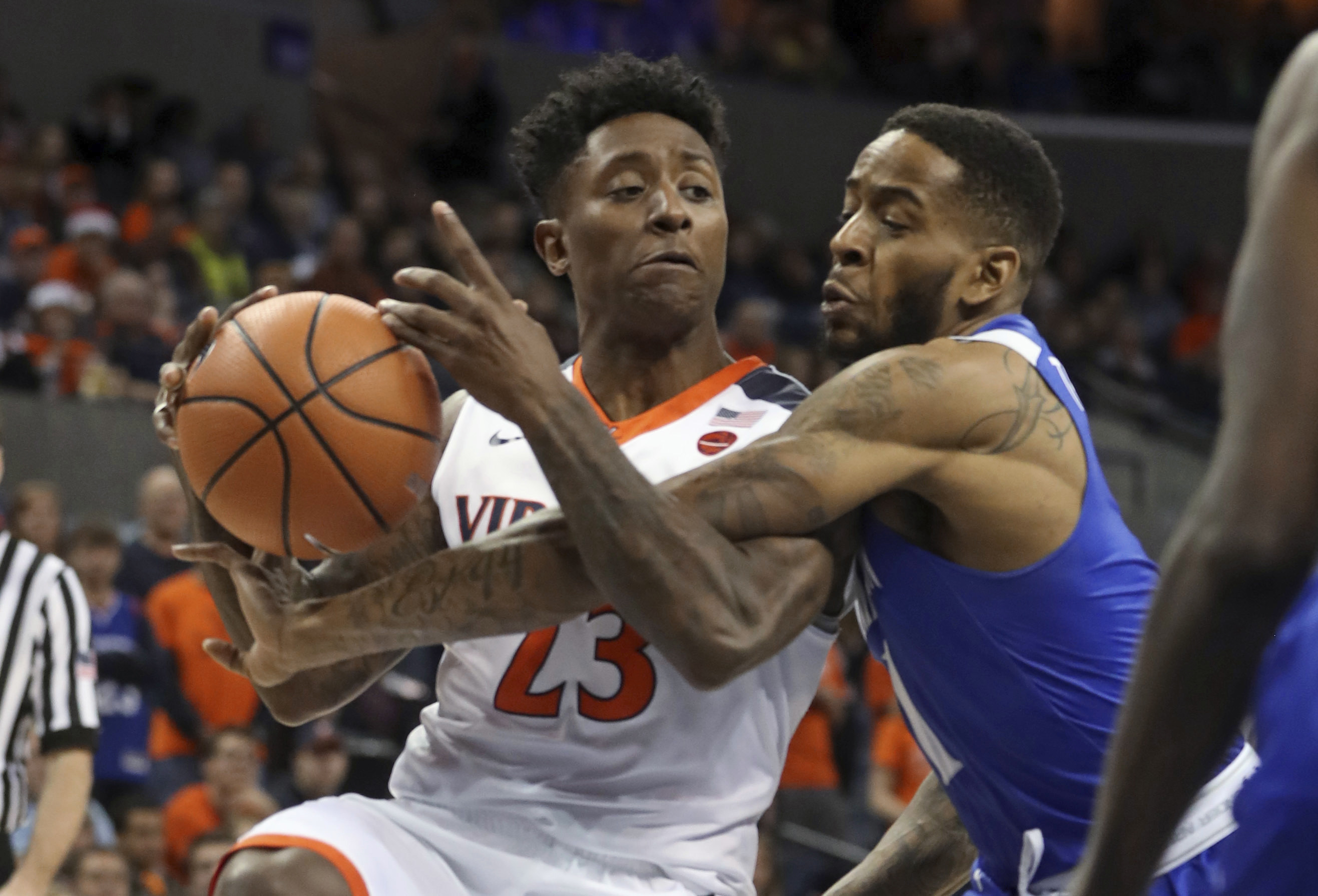 No. 13 Virginia beats Hampton 82-48