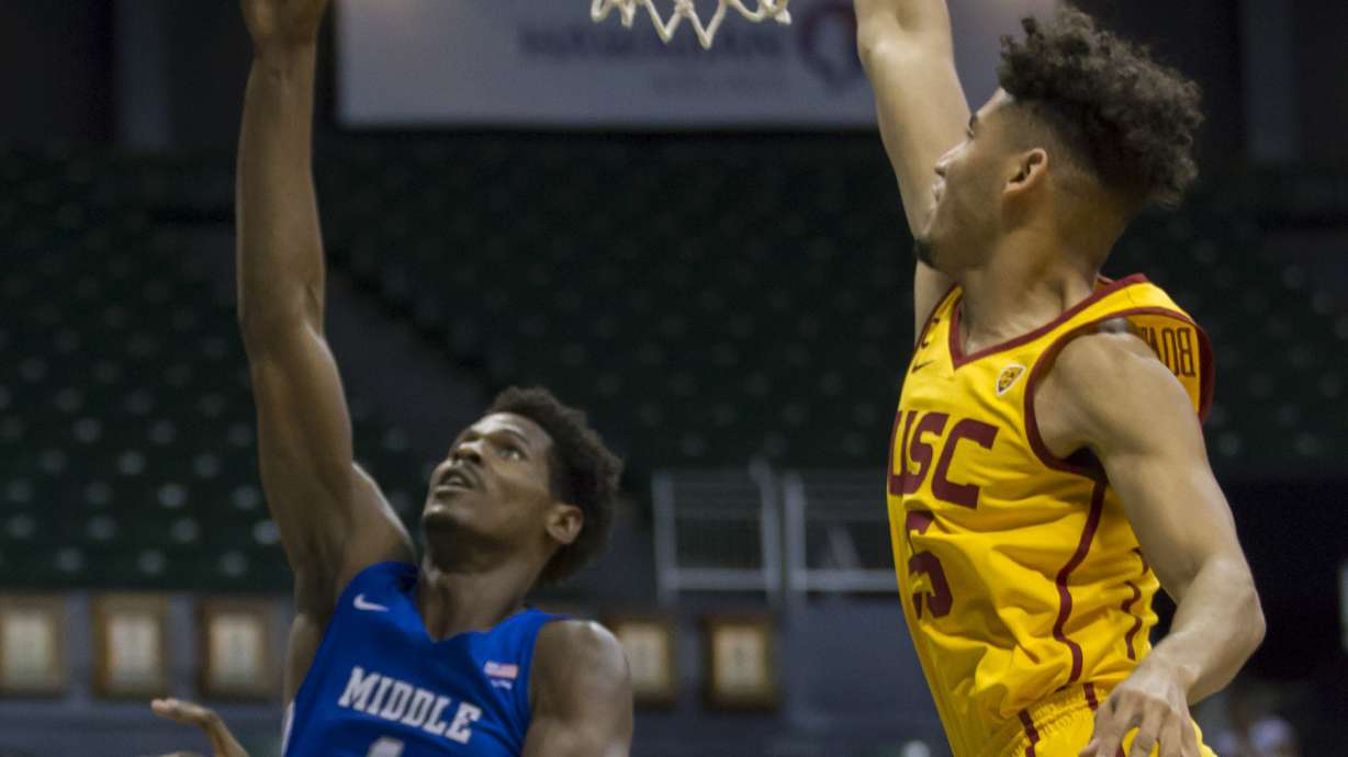 Metu scores 27, USC beats Middle Tennessee 89-84