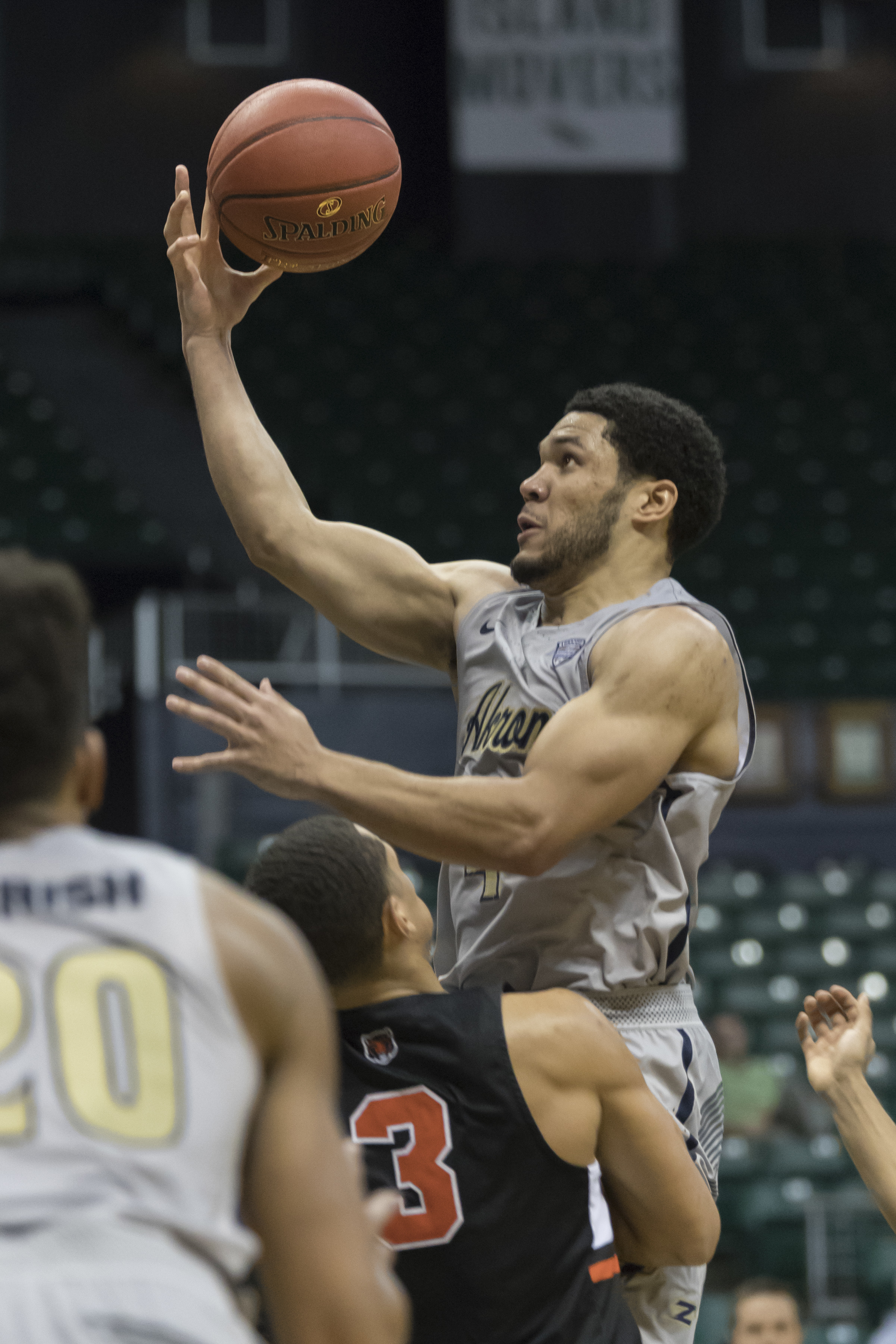 Stephens hits buzzer beater, Princeton edges Akron 64-62