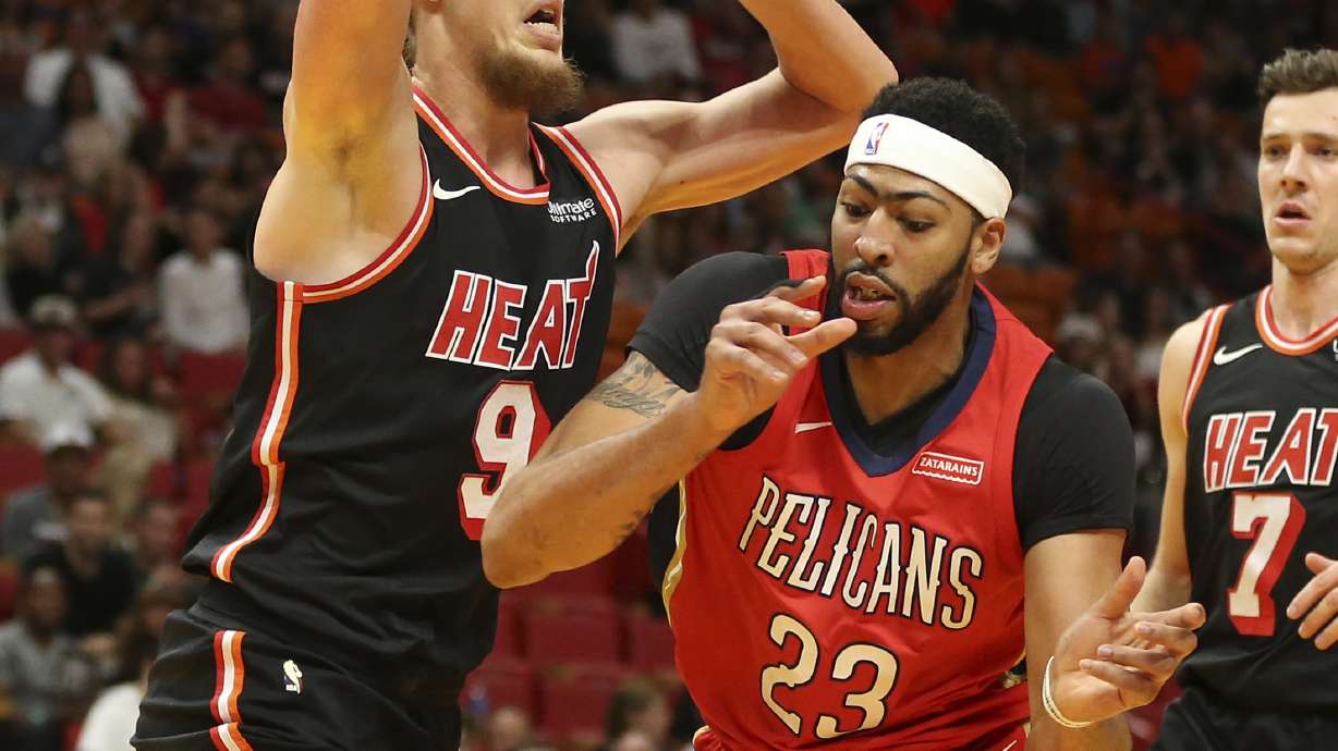 Pelicans pull away after halftime, top Heat 109-94