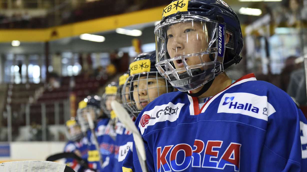 2 Olympic hockey sisters playing for different nations
