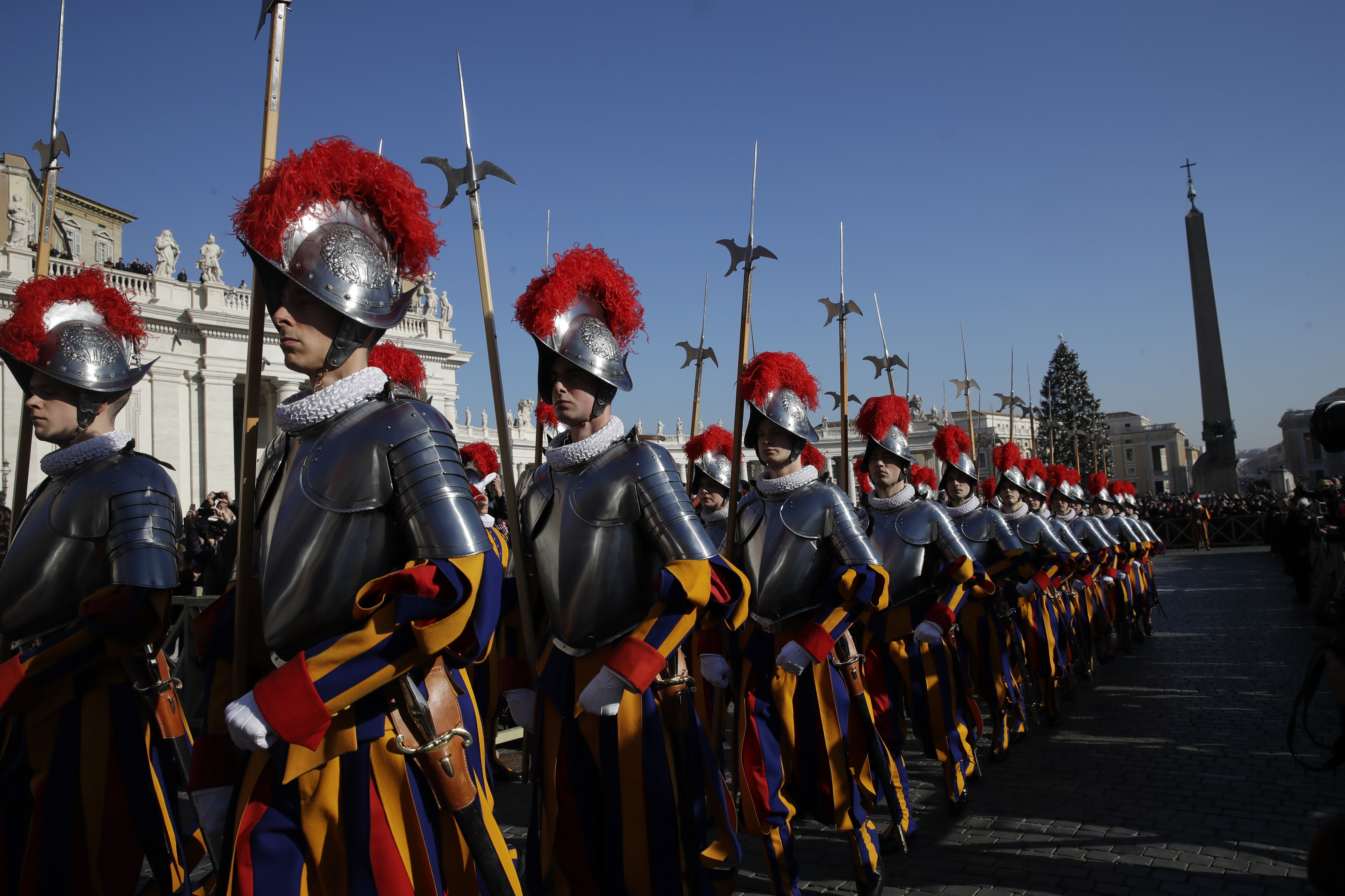 Text of Pope Francis' traditional Christmas day message