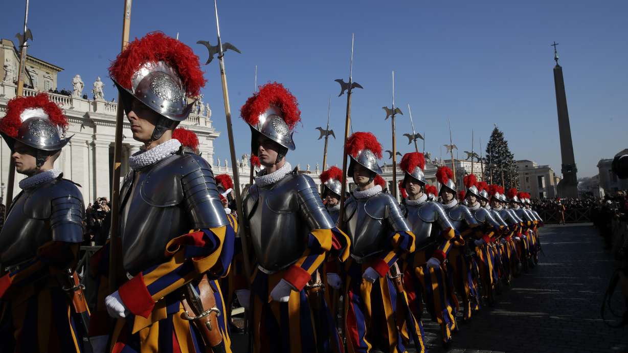 Text of Pope Francis' traditional Christmas day message