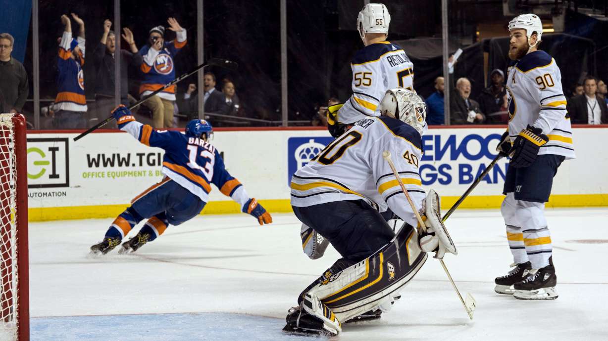 Islanders come from behind to beat Sabres 3-2 in OT