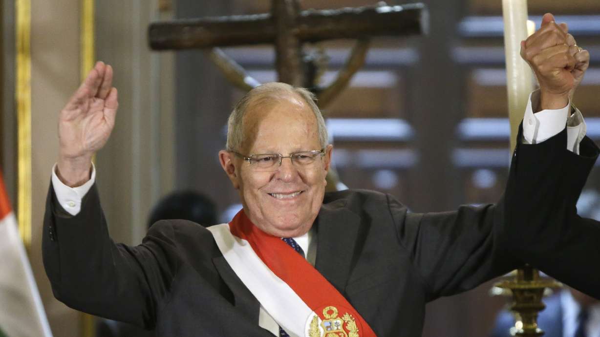 Peru president and rival questioned over links to Odebrecht