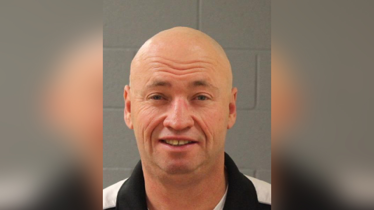 Former probation officer faces new felony charges