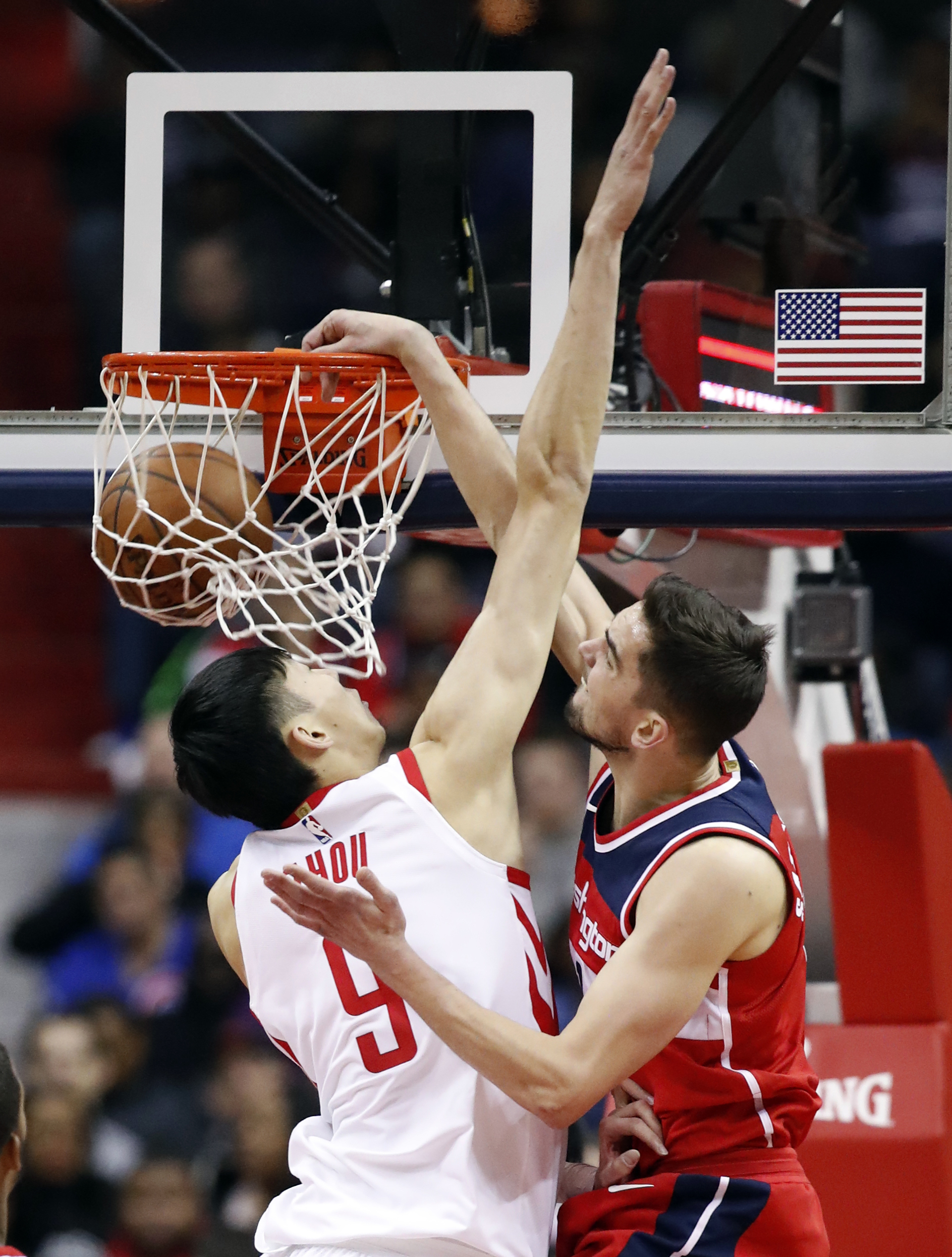 Porter scores 26, Wizards hand Rockets 5th straight loss