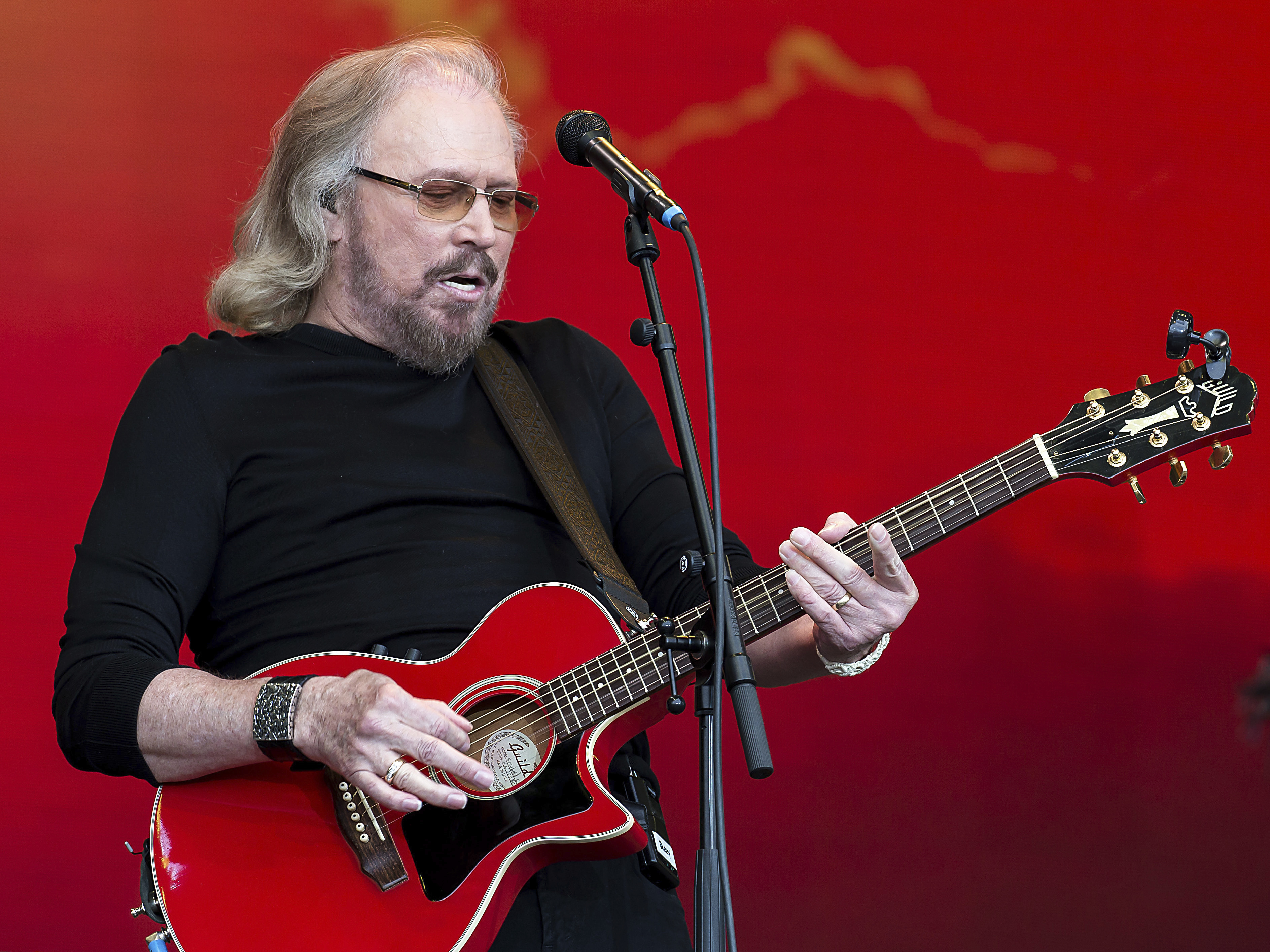 Ringo Starr, Bee Gee Barry Gibb tapped as British knights