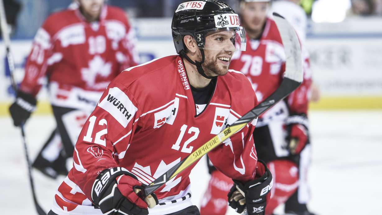 Canada blanks Switzerland, wins 3rd straight Spengler Cup