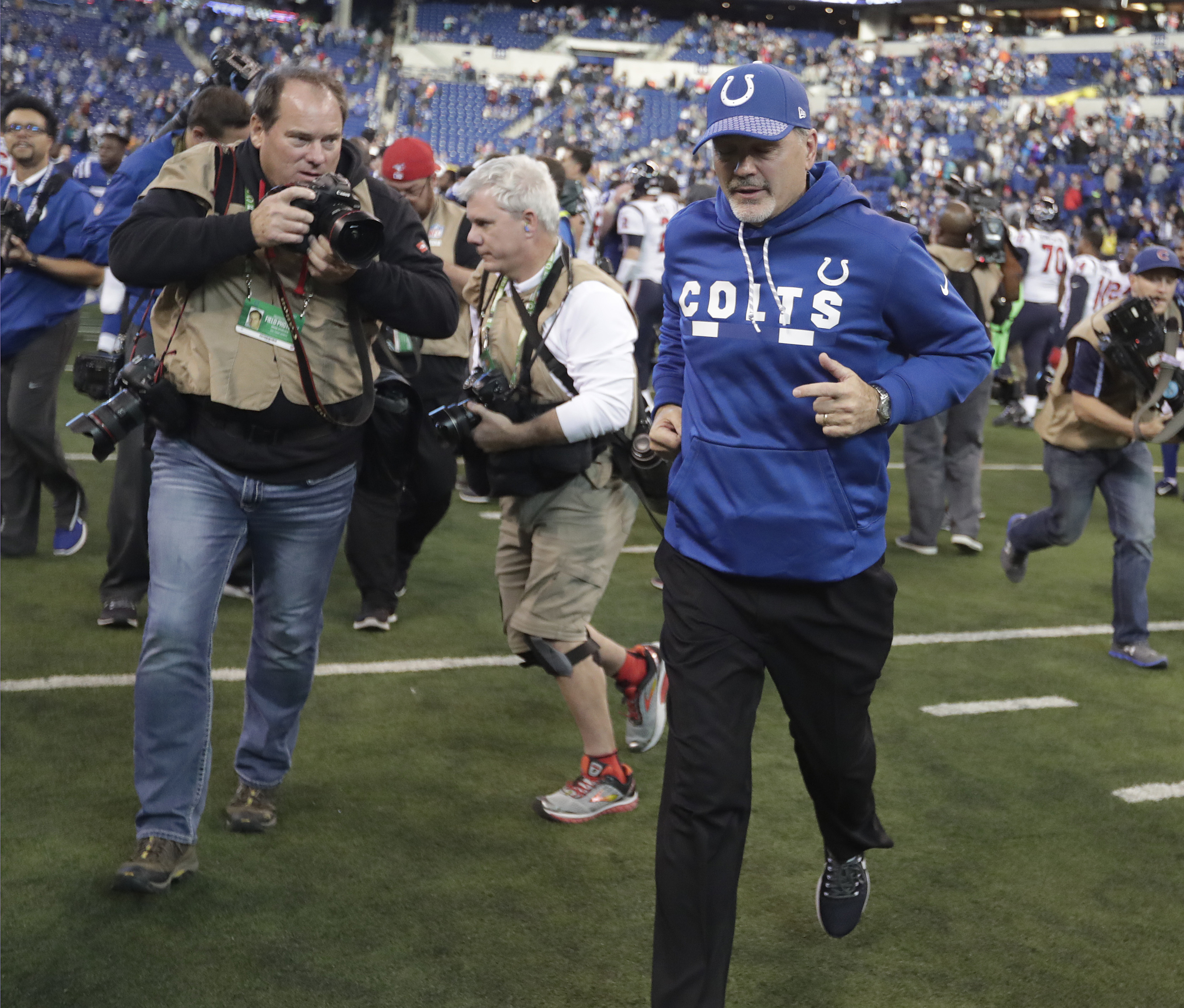Colts fire coach Chuck Pagano after 4-12 season