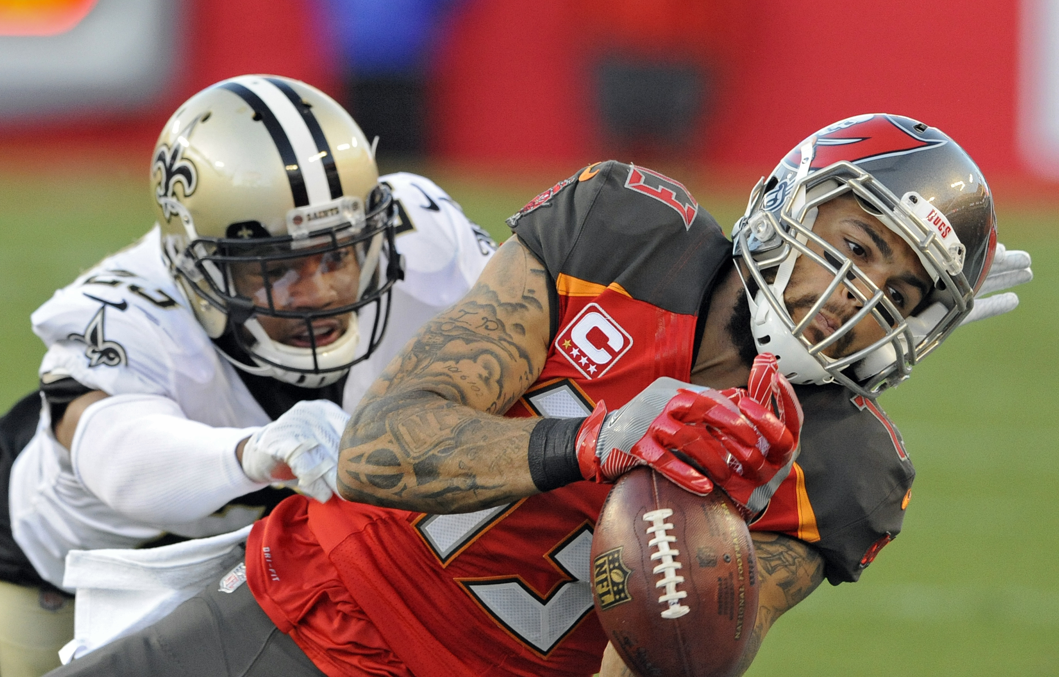 Winston throws late TD pass, Buccaneers beat Saints 31-24