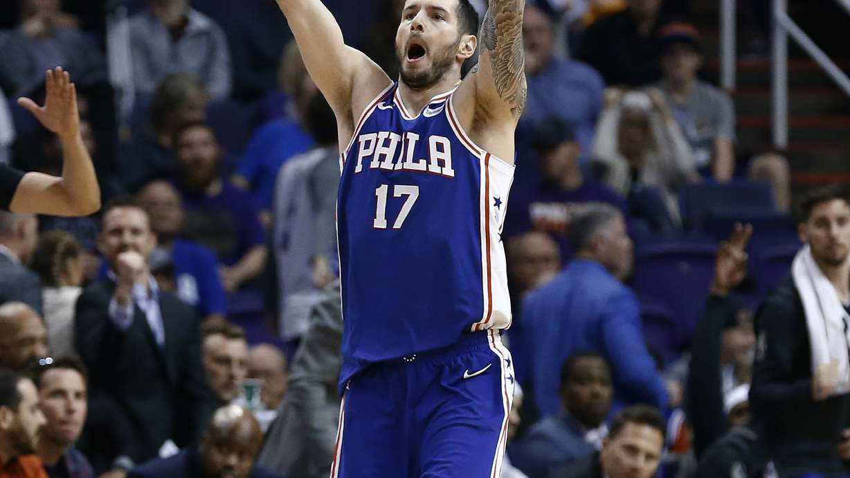 Dario Saric scores 27 points to help 76ers beat Suns