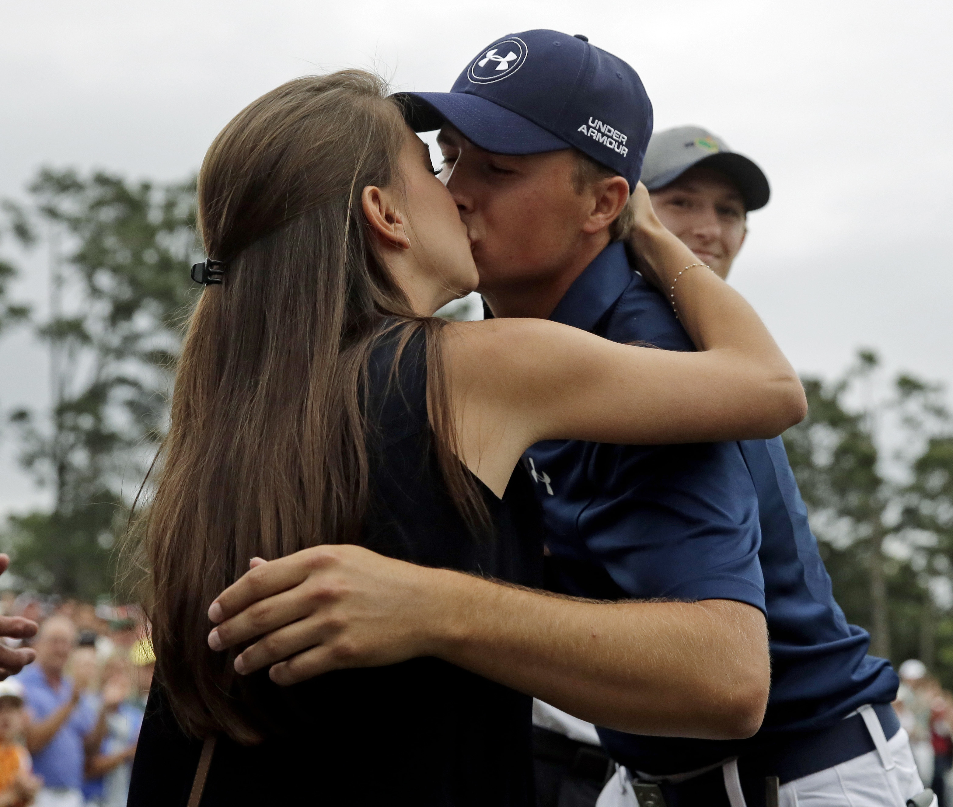 Spieth starts a new year with a new status: He's engaged
