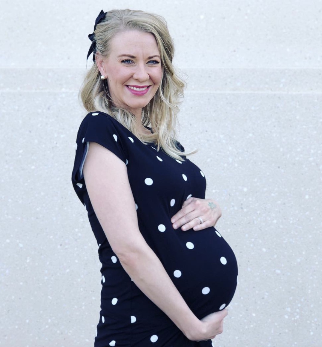 Jamie Scott, of St. George, is about 18 weeks along in her pregnancy. She is expecting quintuplets. (Photo: five.two.love/Instagram)