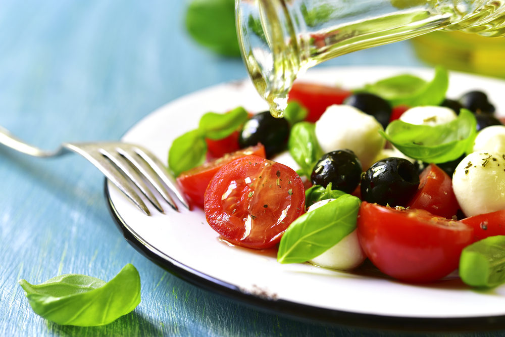 The award-winning Mediterranean diet has done it again, capturing 2025's "best of the best" award.