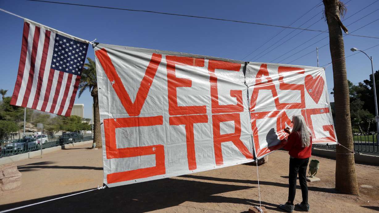 Las Vegas' 'What happens here' slogan returns after shooting
