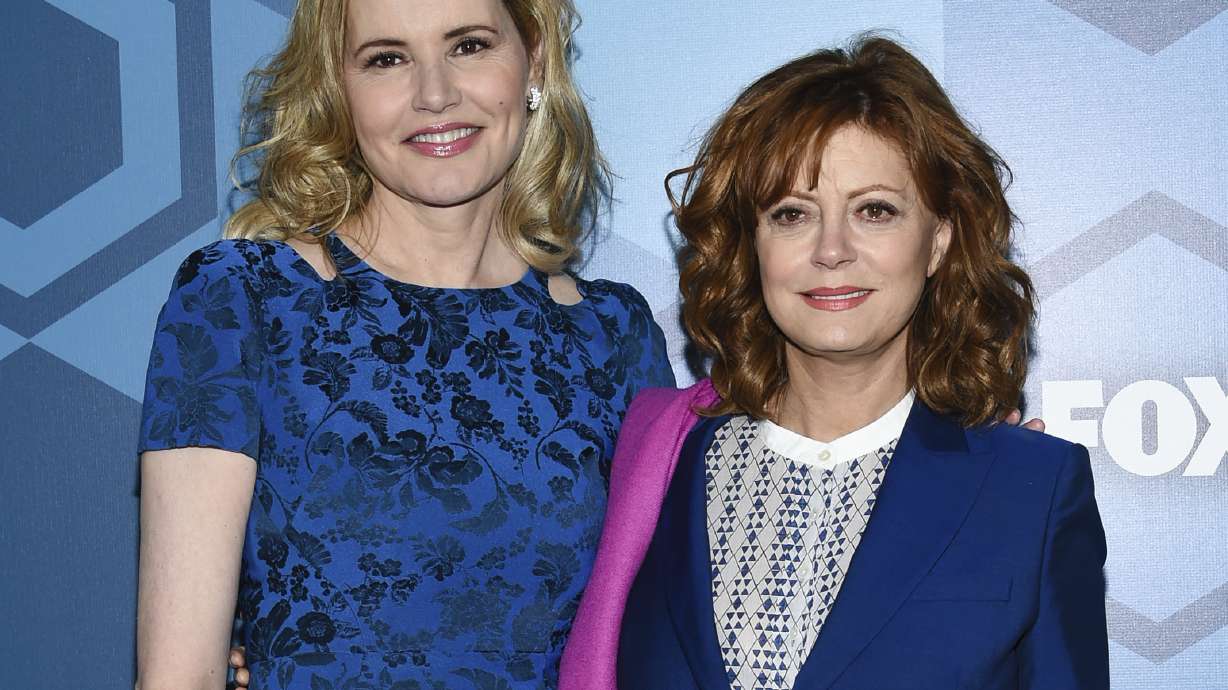 'Thelma & Louise' return! Davis, Sarandon reunite at Globes
