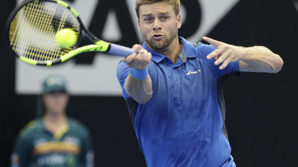 Svitolina wins Brisbane; Kyrgios beats Dimitrov in semis