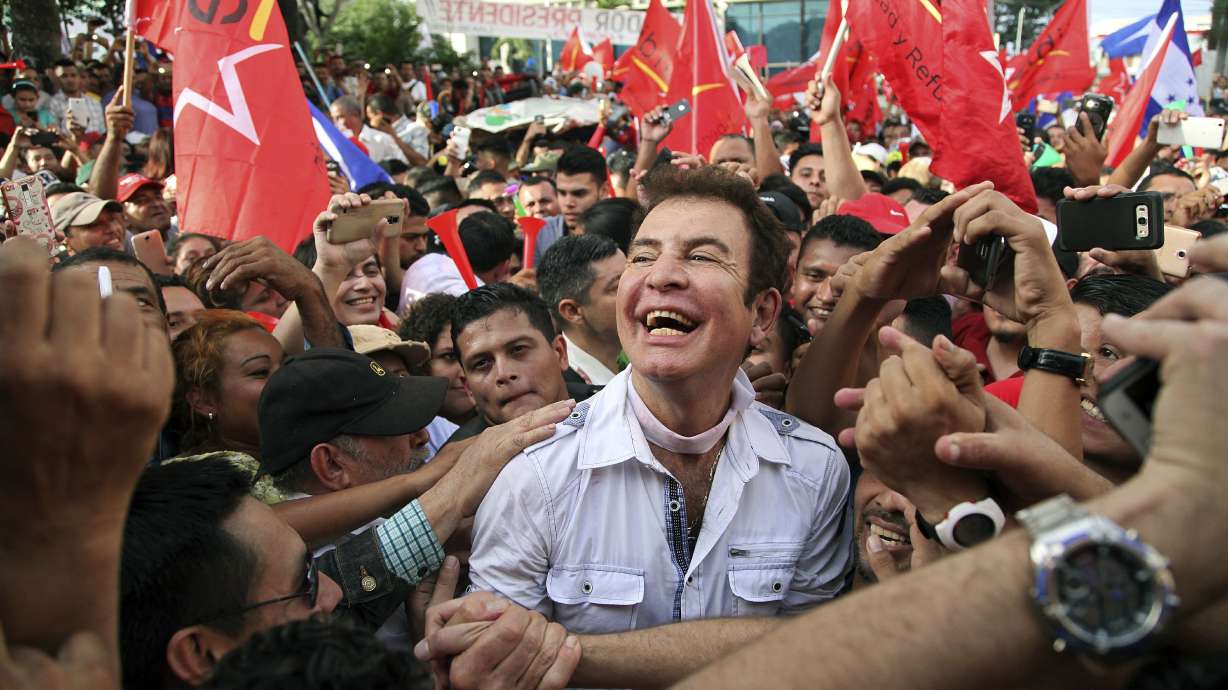 Thousands march against election result in Honduras