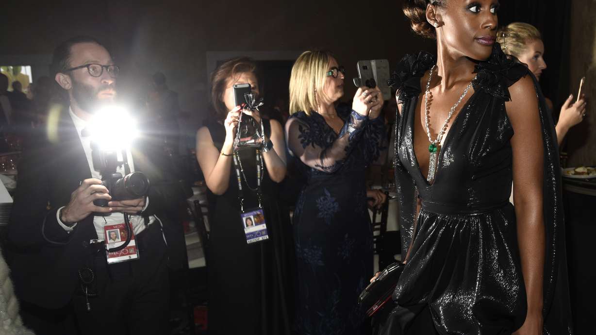 Behind the scenes at the Golden Globes: schmoozing, snacking