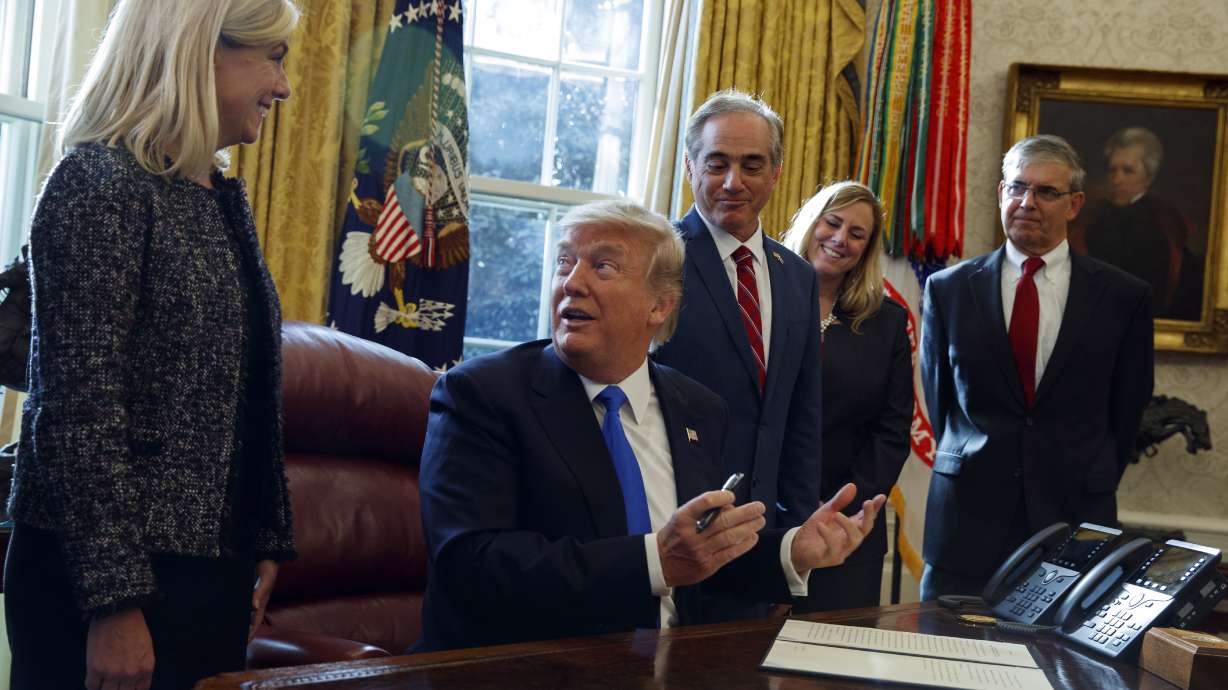 Trump orders more mental health care options for veterans