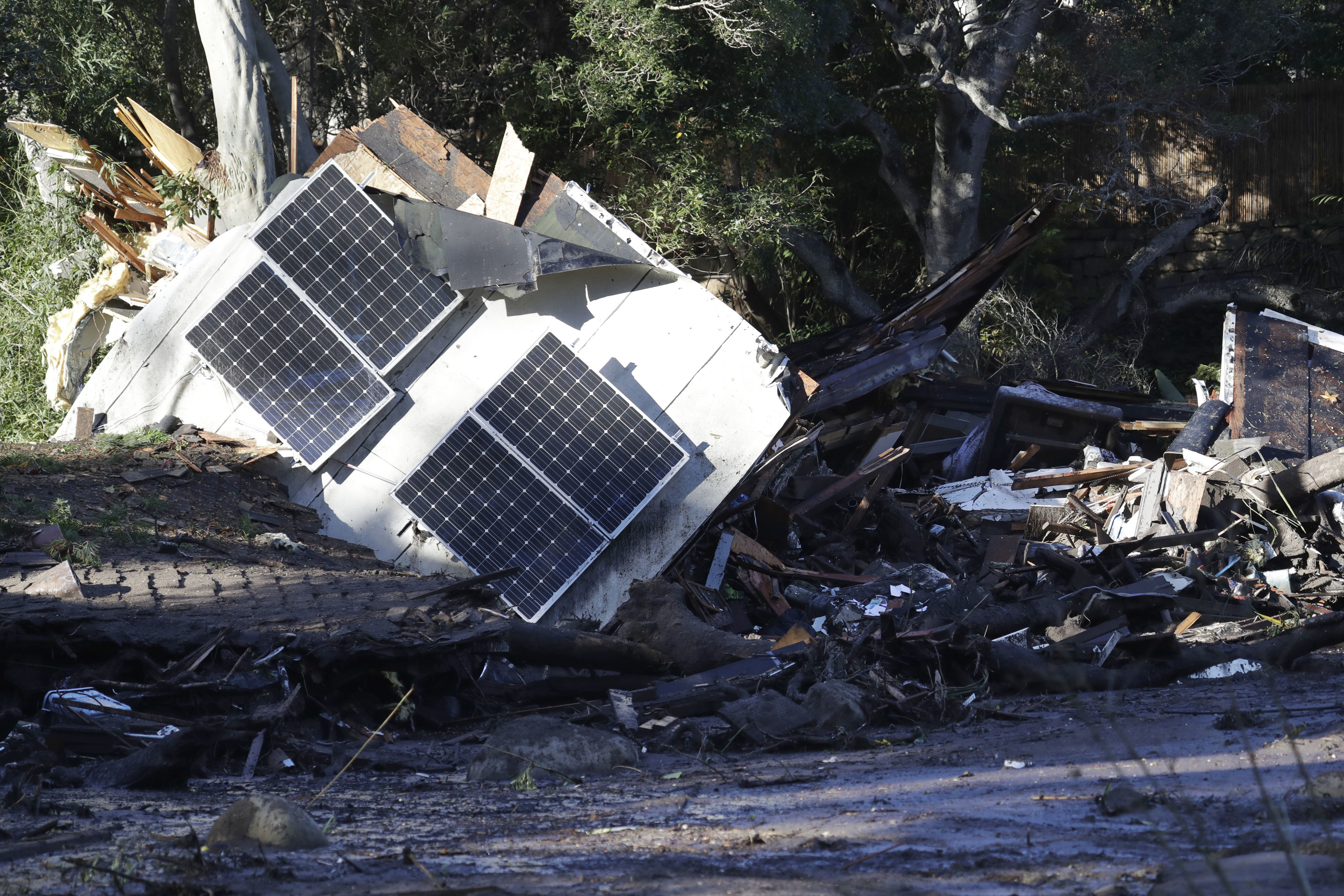 Mudslides claim couple married 50 years, real estate agent