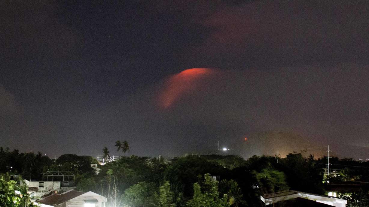 Lava flowing from Philippine volcano, thousands evacuated