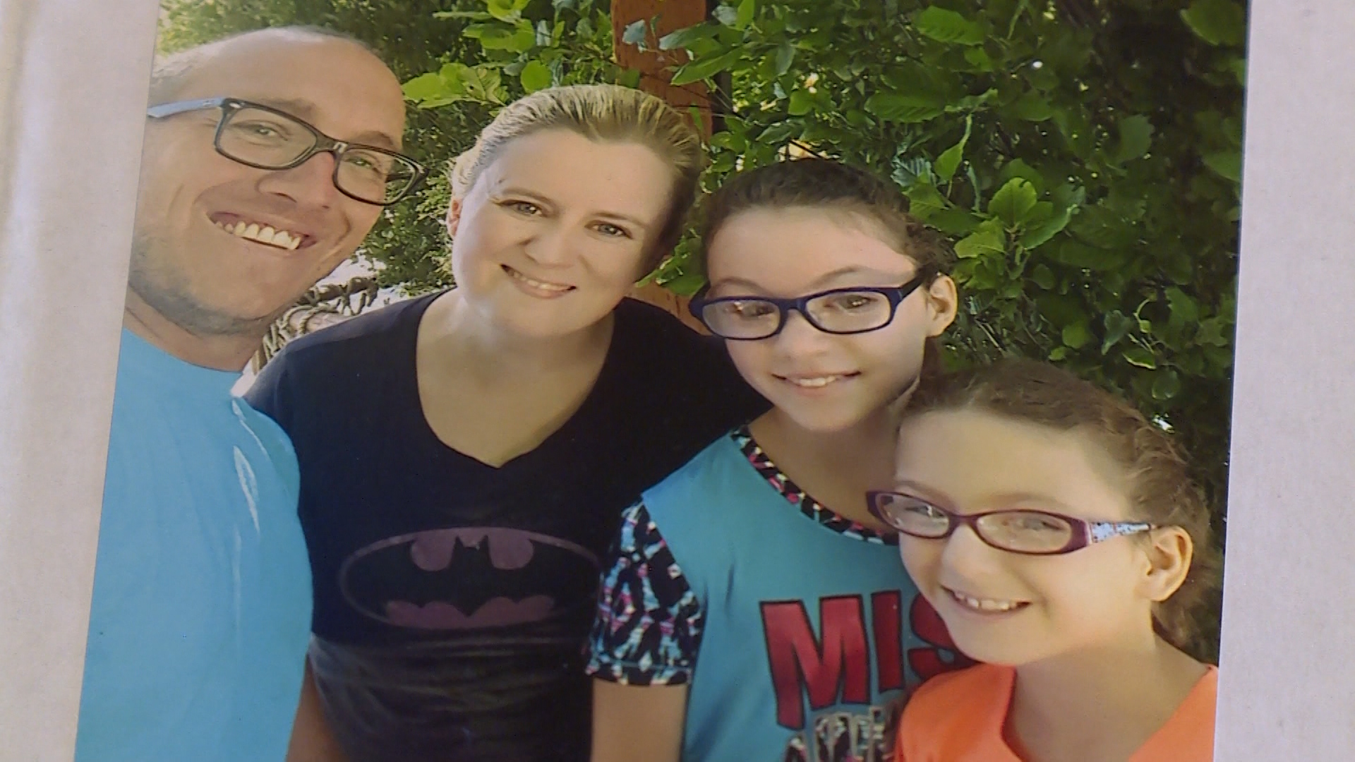 Kevin and Becky Bell with their two children (Family Photo)