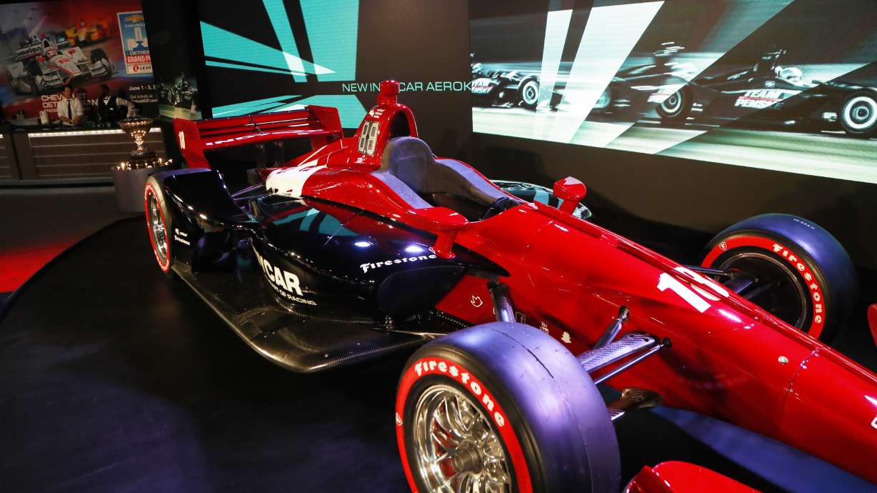 IndyCar unveils 2018 race car at auto show in Detroit